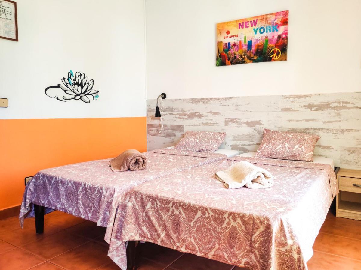 Twin Room with Private Bathroom